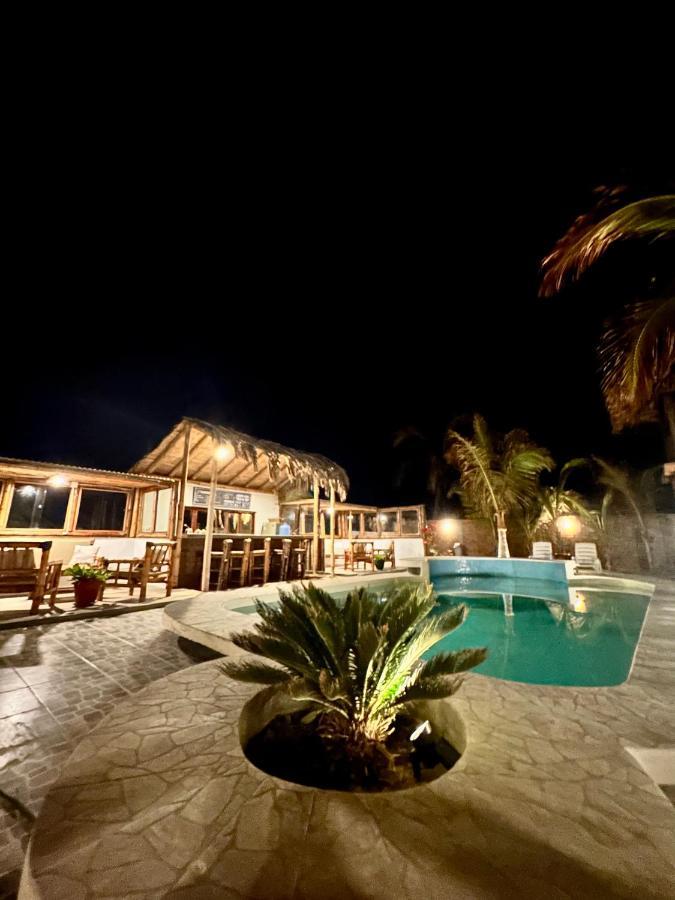 Hotel Puerto Antiguo ลอสโอร์กานอส ภายนอก รูปภาพ