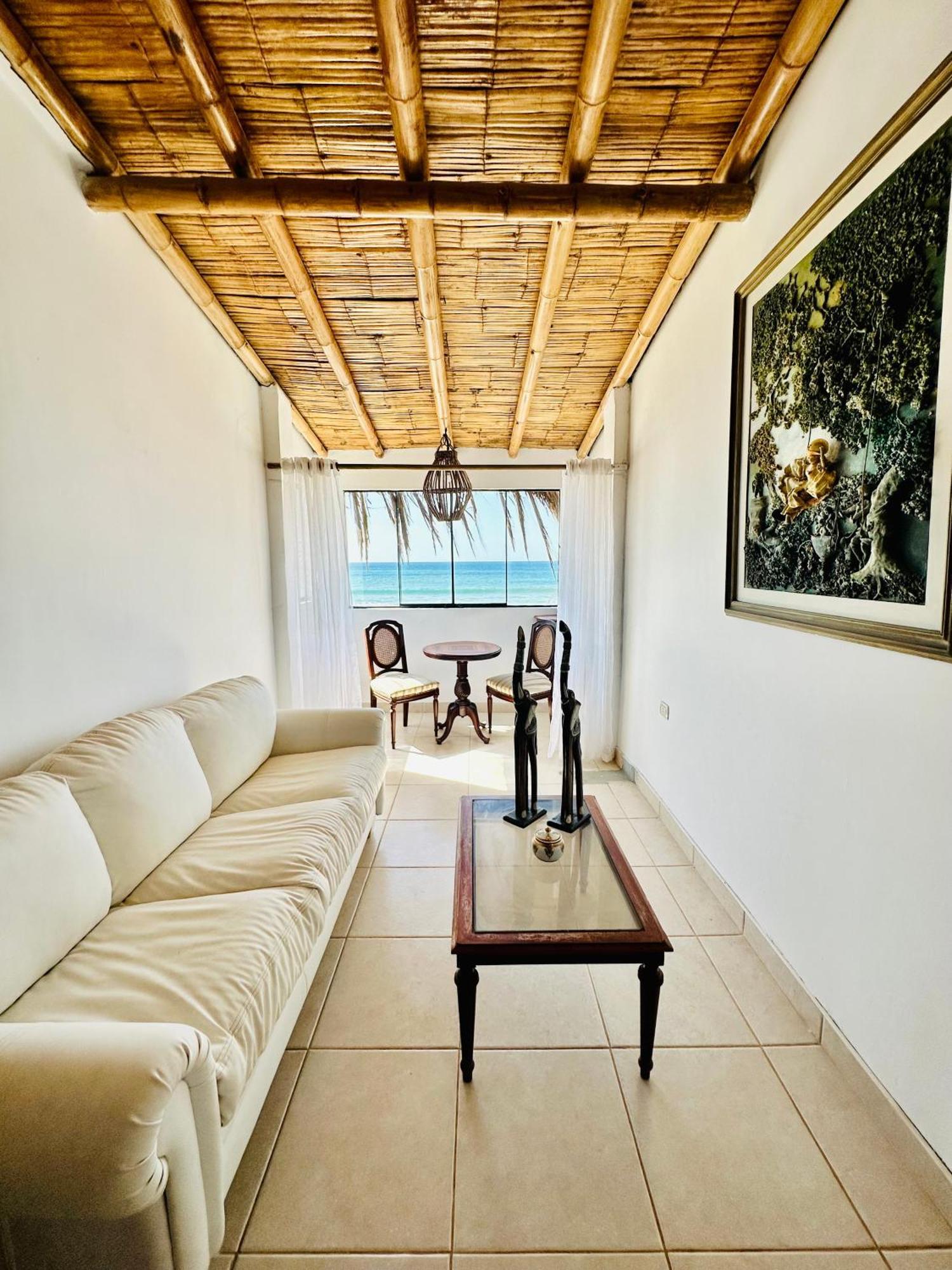 Hotel Puerto Antiguo ลอสโอร์กานอส ภายนอก รูปภาพ