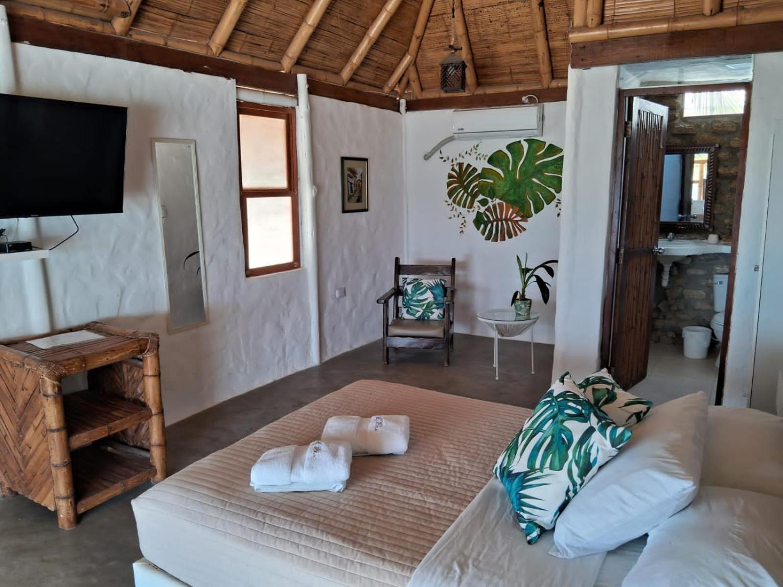 Hotel Puerto Antiguo ลอสโอร์กานอส ภายนอก รูปภาพ
