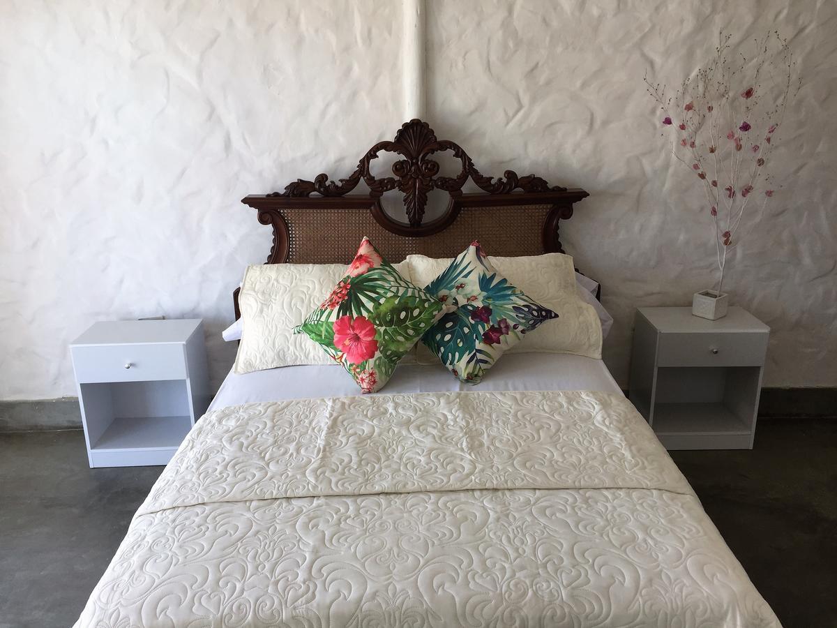 Hotel Puerto Antiguo ลอสโอร์กานอส ภายนอก รูปภาพ