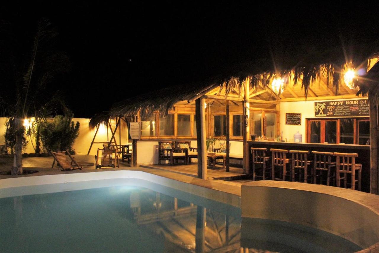 Hotel Puerto Antiguo ลอสโอร์กานอส ภายนอก รูปภาพ